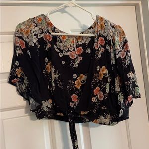 Flutter sleeve free people black crop cardigan